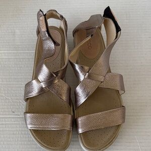 ECCO Damara Metallic Leather Strap Sandals Size 39 Bronze Comfort Casual